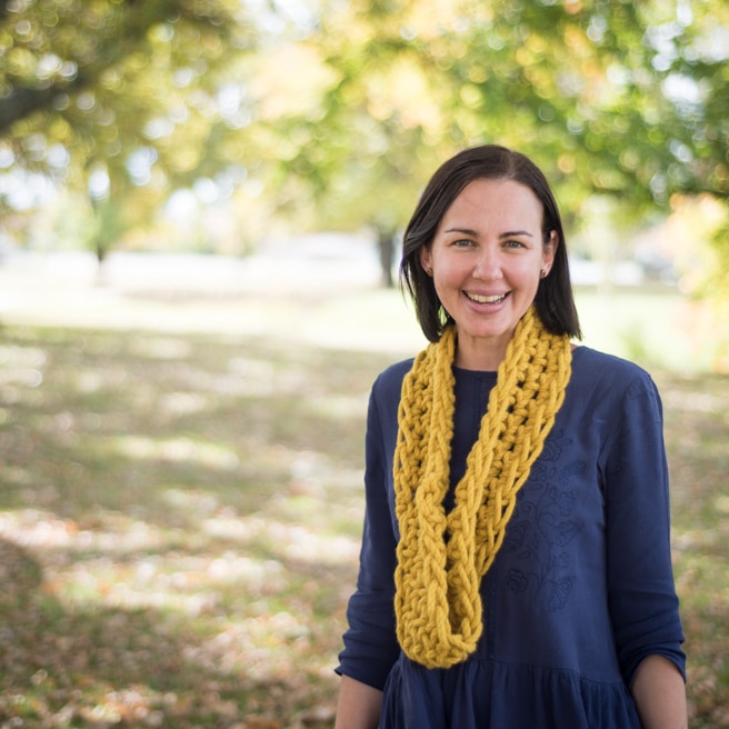 Grounded Cowl - how to crochet a chunky cowl scarf | Homelea Lass